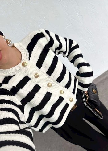 Zebra Desenli Düğmeli Kısa Hırka - Görsel 2