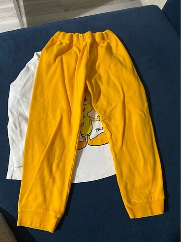 4 Yaş Beden Pijama takımı