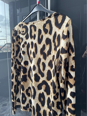 H&M Leoparlı bluz