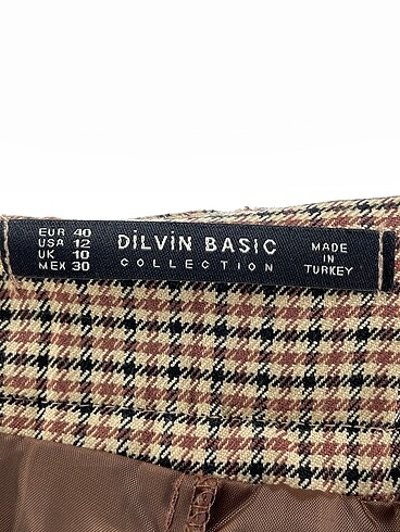 40 Beden çeşitli Renk Dilvin Mini Şort %70 İndirimli.