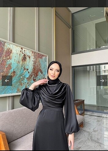 Saten Yaka Dökümlü Abiye Elbise Siyah