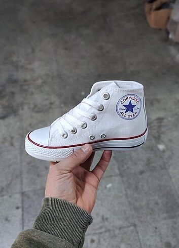 Beyaz uzun Converse