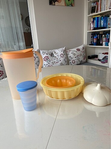 TUPPERWARE muhtelif mutfak malzemeleri
