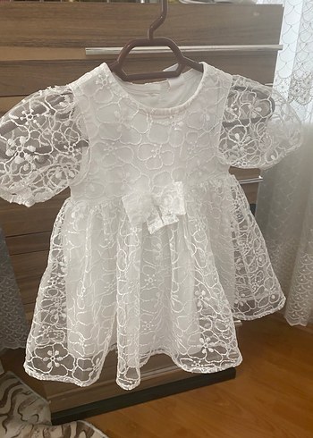 Kız Çocuk Beyaz Dantel Nakışlı Elbise