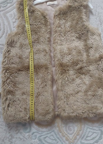 Lcwaikiki 10-11yaş 140-148cm Kız Çocuk Kürklü Bej Yelek - Görsel 8