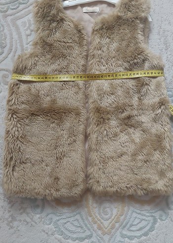 Lcwaikiki 10-11yaş 140-148cm Kız Çocuk Kürklü Bej Yelek - Görsel 7