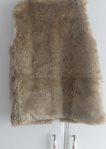 Lcwaikiki 10-11yaş 140-148cm Kız Çocuk Kürklü Bej Yelek - Görsel 4