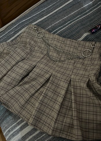 Bershka pileli mini etek - Görsel 2