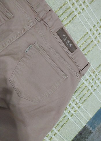 Vena marka Bej Kadın Bermuda Şort Mini Kesim - Görsel 4