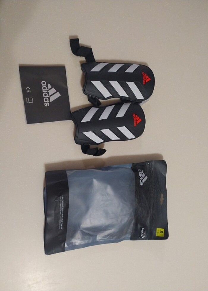 Adidas dizlik  - Görsel 2