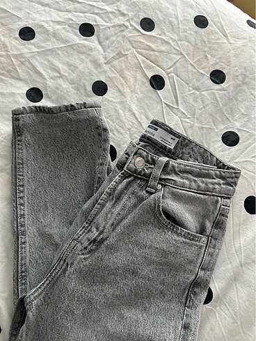 bershka denim mom jean 