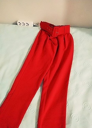 Zara Kırmızı Pantolon