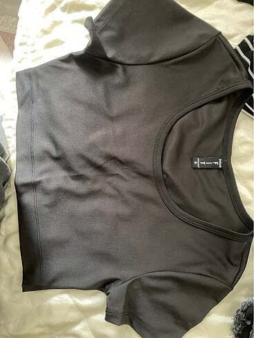 siyah sporcu crop