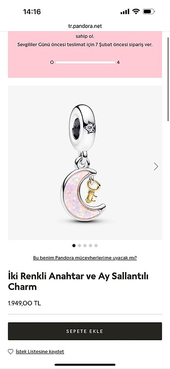 Oandora ay anahtar charm