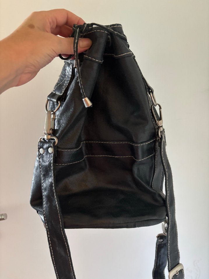 Siyah Deri Kemerli Goth Kadın Çanta - Görsel 4
