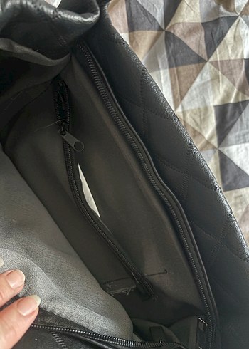 Capitone Siyah Deri Kadın Çanta - Görsel 7