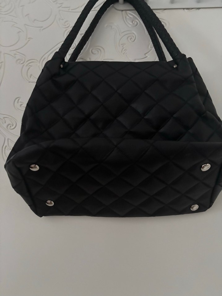 Capitone Siyah Deri Kadın Çanta - Görsel 5