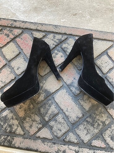 Ataköy Ataköy siyah,nubuk,dolgu taban, topuklu şık ayakkabı. 39 numara.