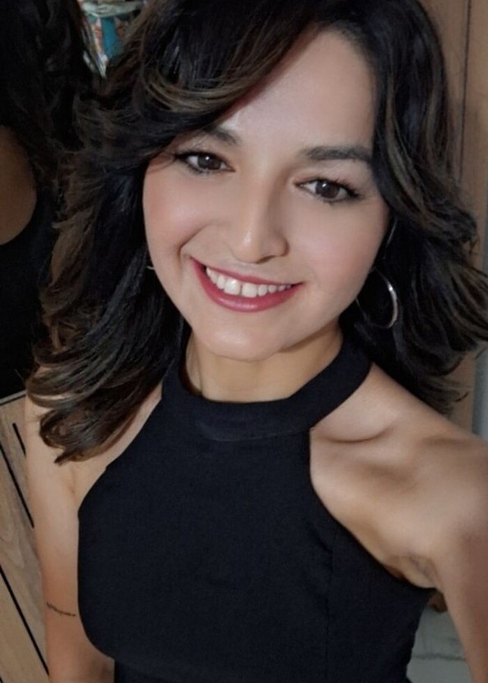 Vücuda oturan balık modeli kısa elbise - Görsel 2