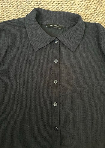 Düğmeli Siyah Uzun Kollu Kadın Gömlek - Görsel 4