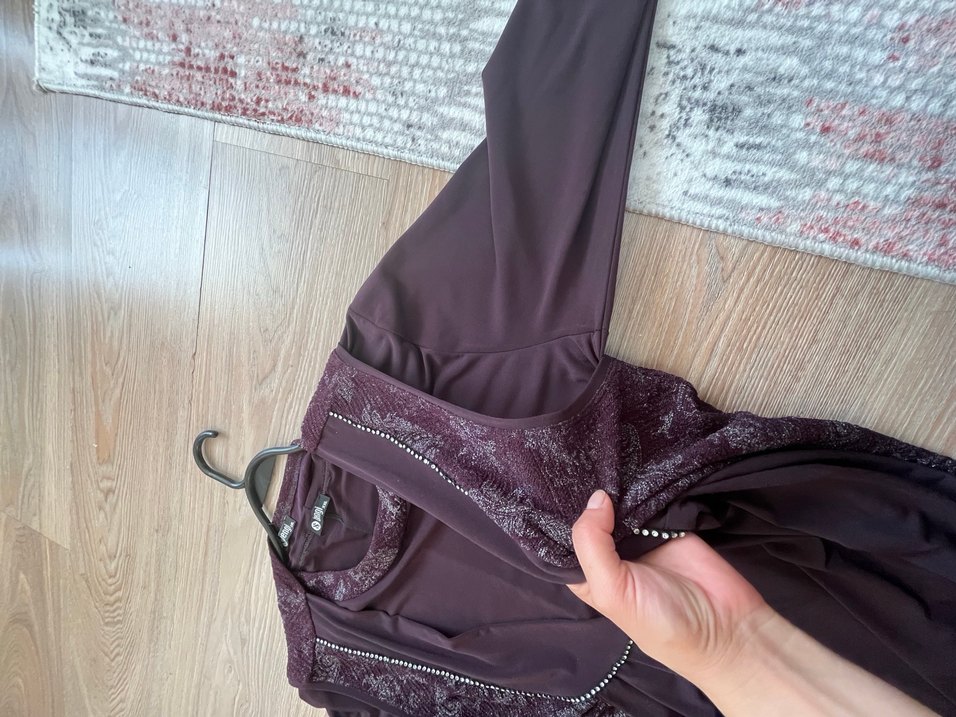 Bordo Uzun Kollu Salaş Kadın tesettür Elbise - Görsel 3