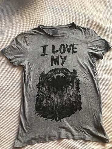 BERSHKA T shirt