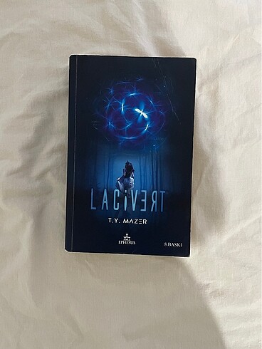 Lacivert ty mazer