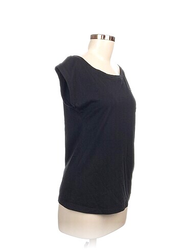 Unique Unique T-shirt %70 İndirimli.