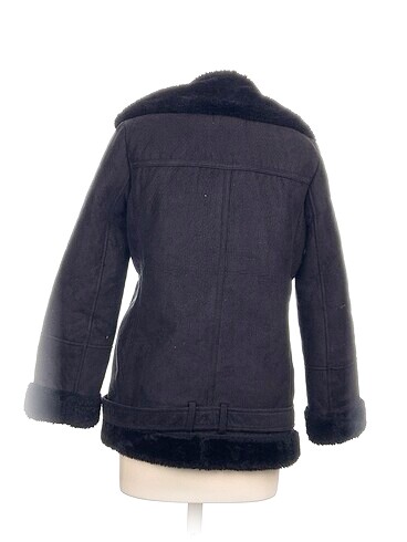 m Beden Stradivarius Mont %70 İndirimli.