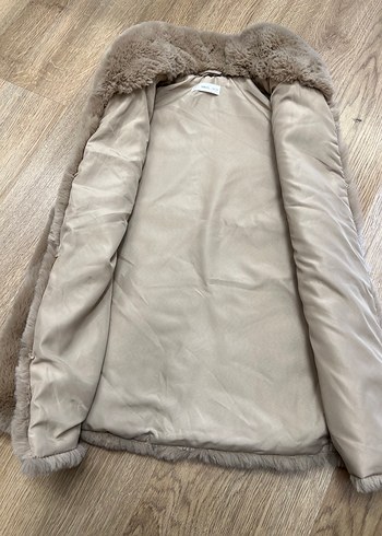 Kız Çocuk Bej Kürk Detaylı Yelek - Görsel 2