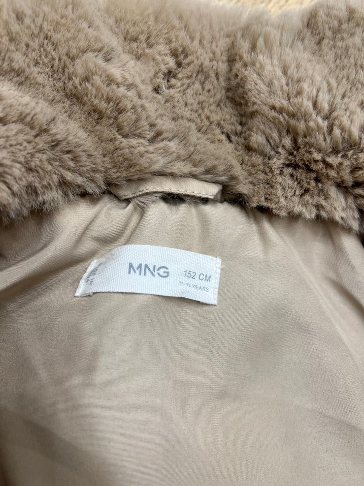 Kız Çocuk Bej Kürk Detaylı Yelek - Görsel 3