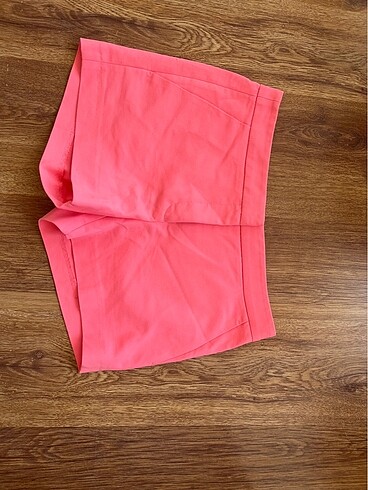 Pembe şort