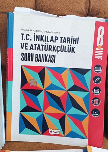 lgs8. Sınıf T.C. İnkılap Tarihi ve Atatürkçülük Soru Bankası - Görsel 3