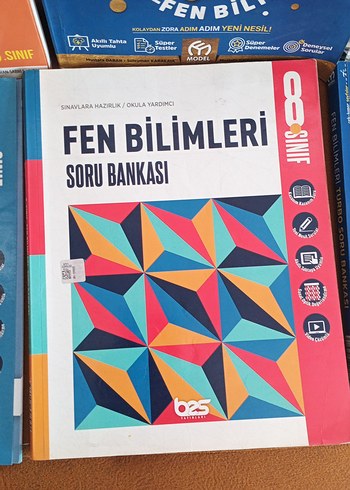 8. Sınıf Fen Bilimleri ve Matematik Soru Bankası kitapları. - Görsel 3