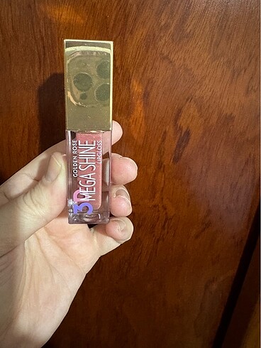 Goldenrose gloss