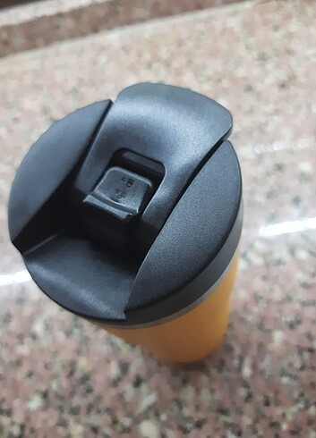 Beden turuncu Renk 470 ml Aladdin java termos