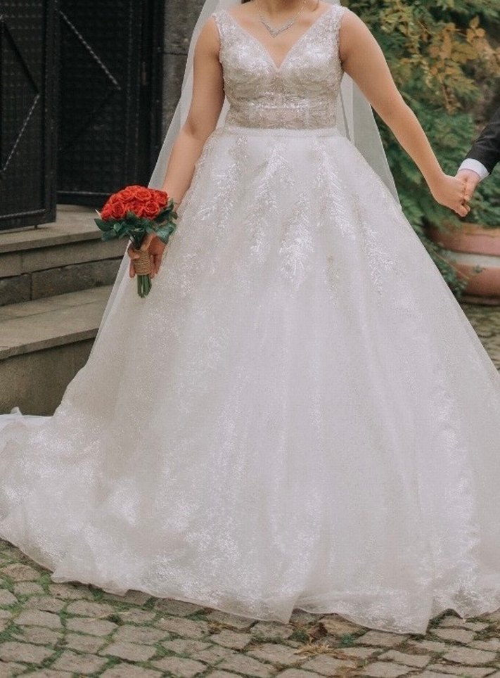 V Yaka Prenses Gelinlik, Kolsuz, Beyaz - Görsel 2