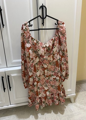 Çiçek Desenli Bohem Midi Elbise - Görsel 2