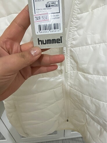 m Beden HUMMEL
