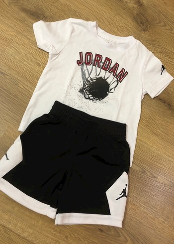 Bebek Erkek Beyaz Jordan Baskılı Takım