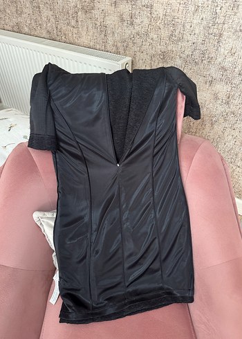 Siyah Midi Kısa Kollu Dar Kesim Elbise - Görsel 4