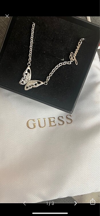 GUESS kolye