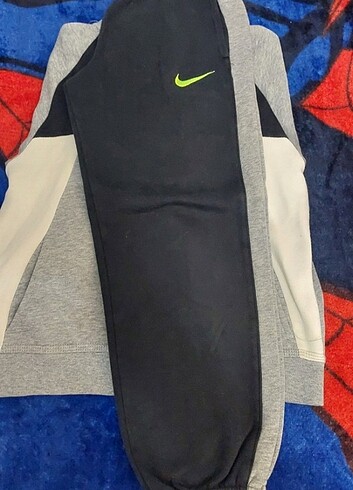 Nike NİKE ERKEK ÇOCUK EŞOFMAN TAKIMI