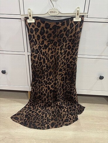Leopar desenli saten etek