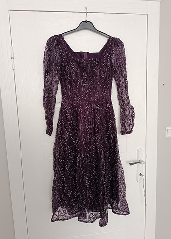 Uzun Kollu Mor İşlemeli Vintage Elbise