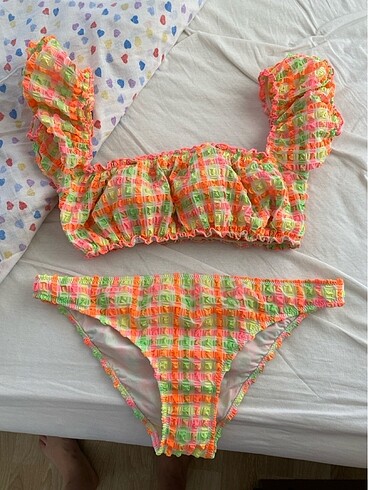 Renkli bikini