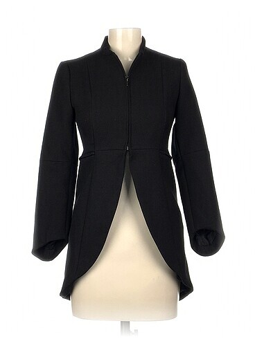Zara Blazer %70 İndirimli.