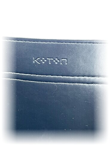 Beden PreLoved Kol Çantası %70 İndirimli.