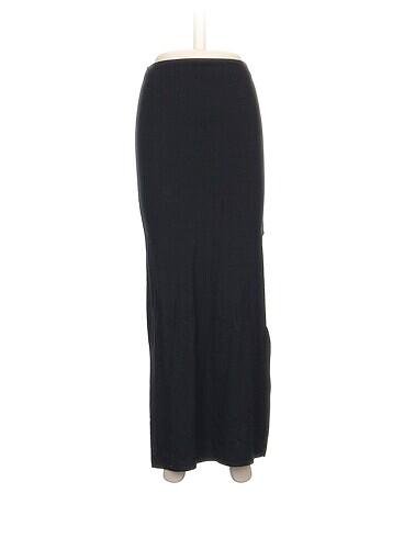 Bershka Uzun Etek %70 İndirimli.