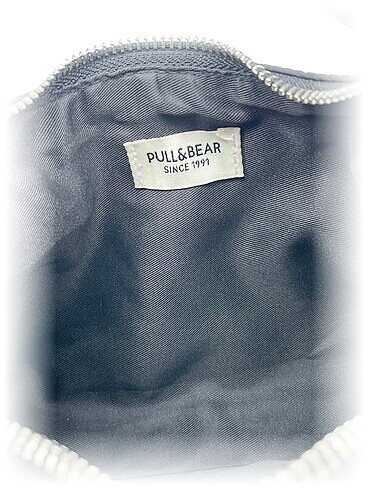 Beden Pull and Bear Çapraz Çanta %70 İndirimli.